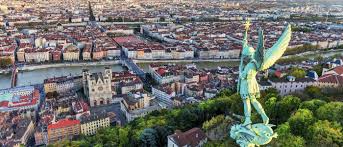 Chirurgie esthétique à Lyon : un guide complet sur les interventions